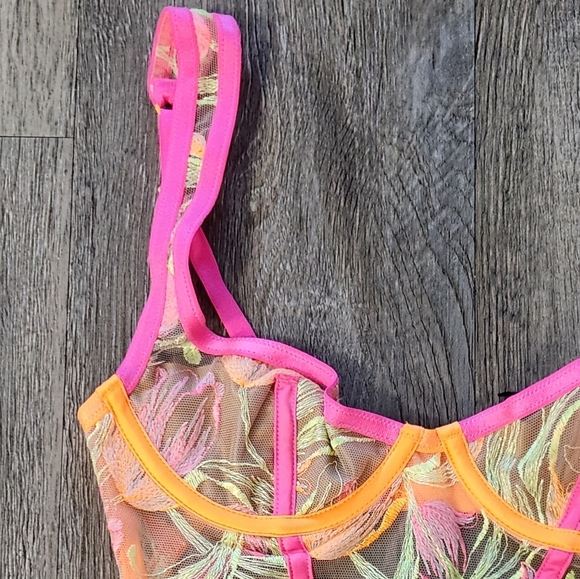 New!For Love and Lemons Tulip Bustier Bra - Picture 9 of 13